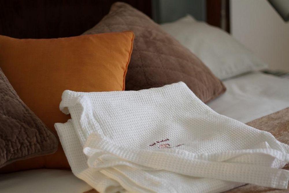 Hotel Le Saint Denis ภายนอก รูปภาพ