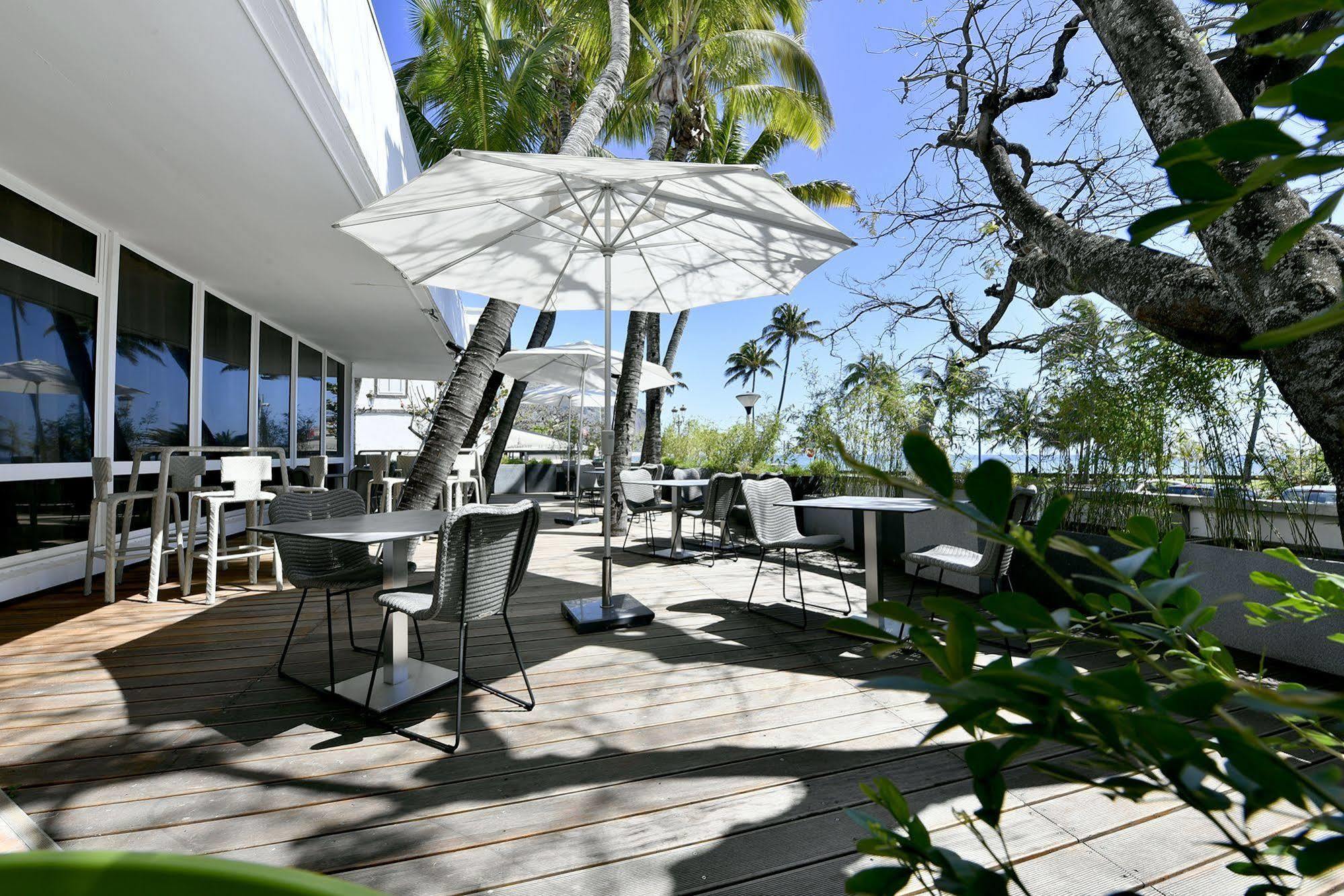 Hotel Le Saint Denis ภายนอก รูปภาพ