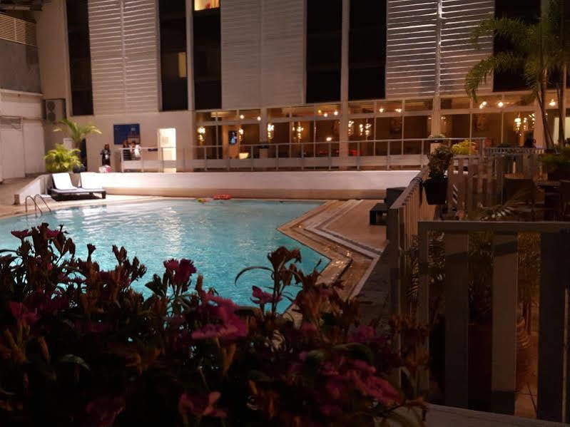 Hotel Le Saint Denis ภายนอก รูปภาพ