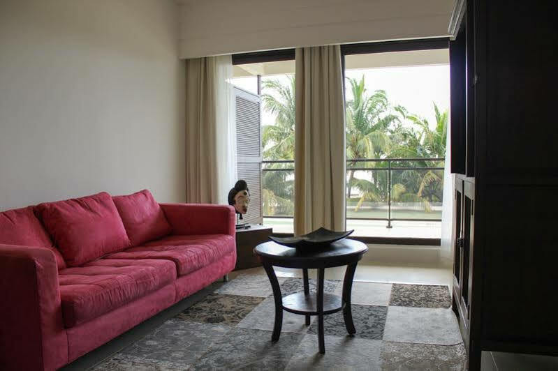 Hotel Le Saint Denis ภายนอก รูปภาพ